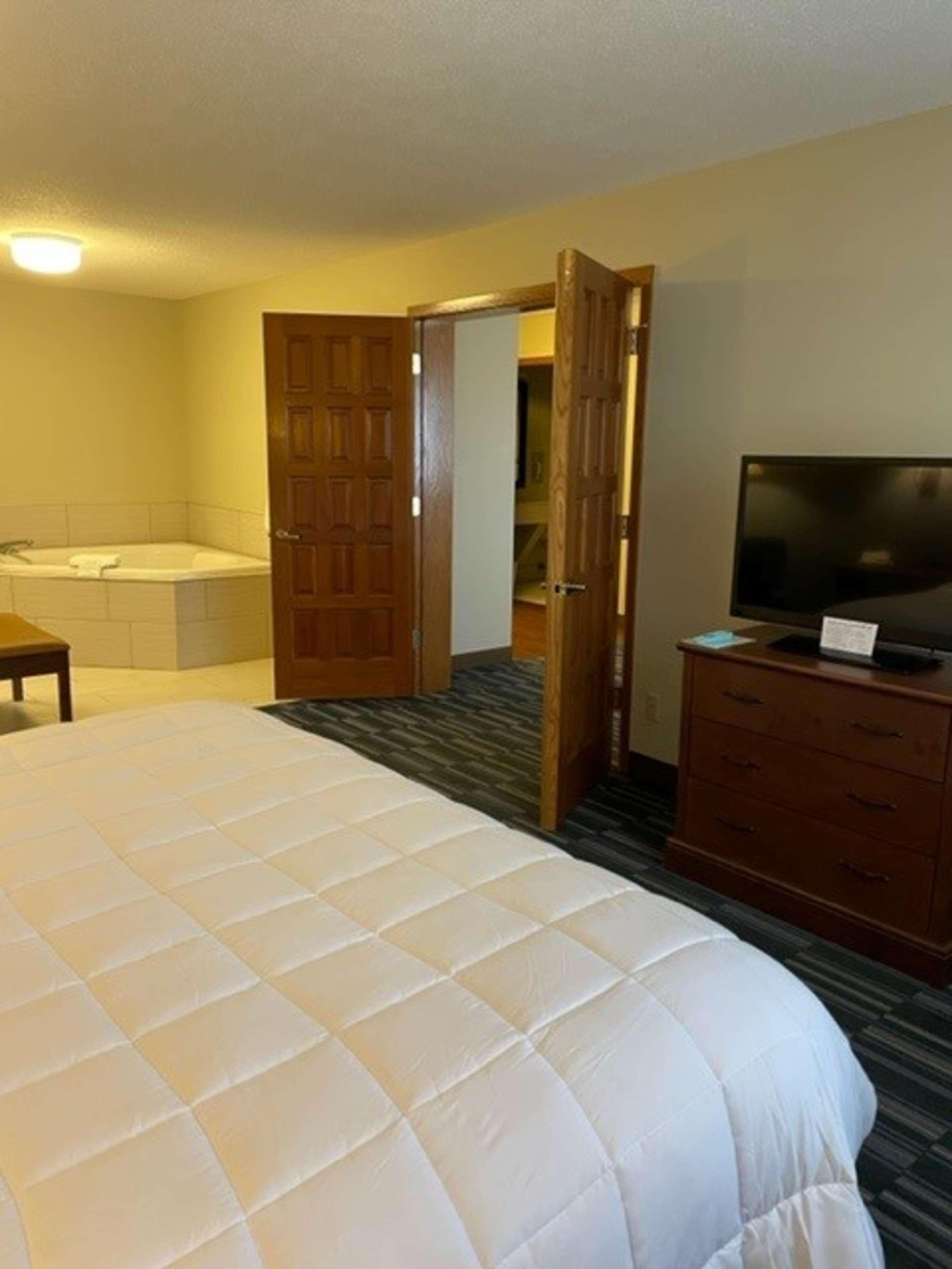 Best Western Inn Rice Lake Extérieur photo