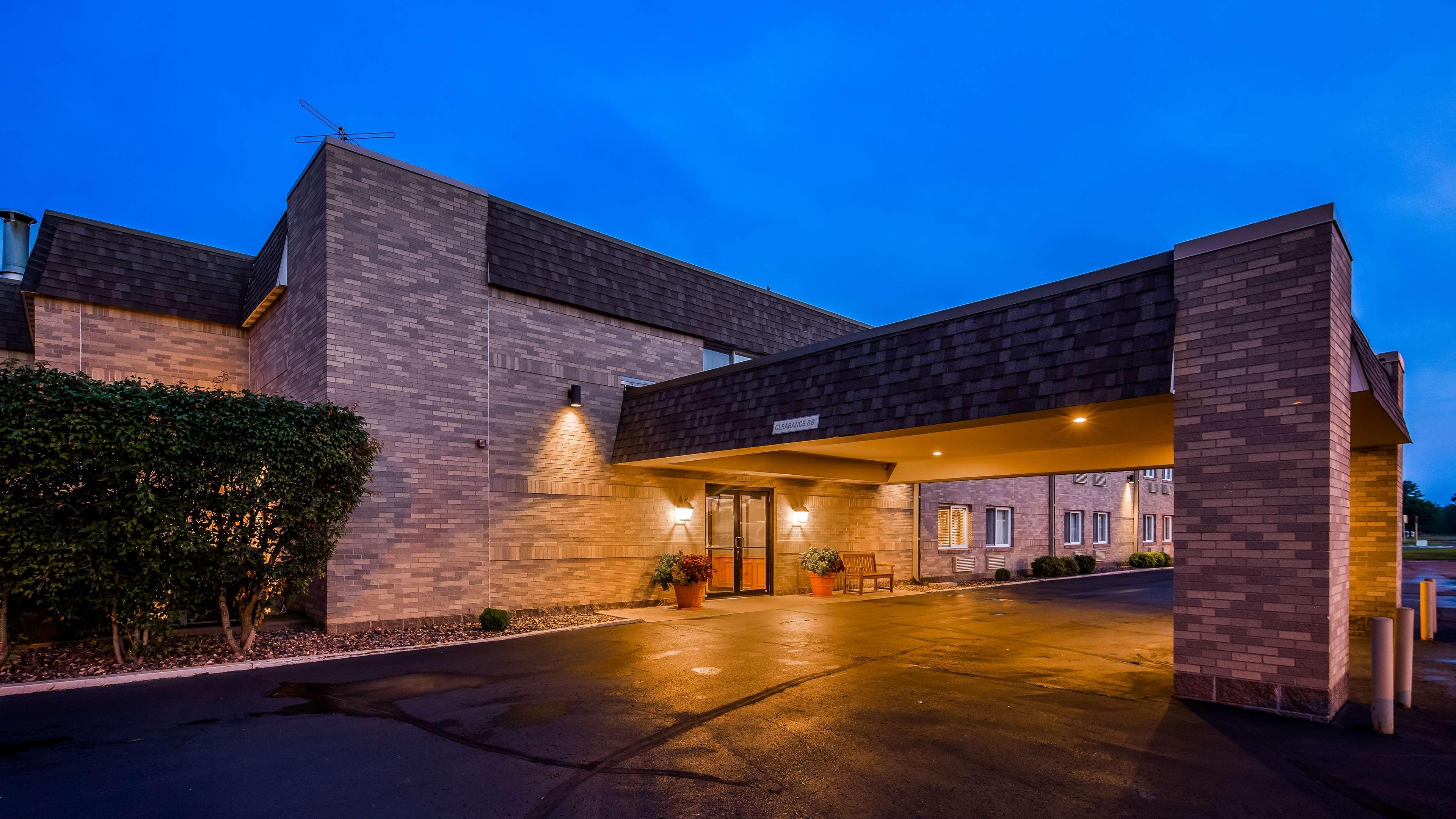 Best Western Inn Rice Lake Extérieur photo