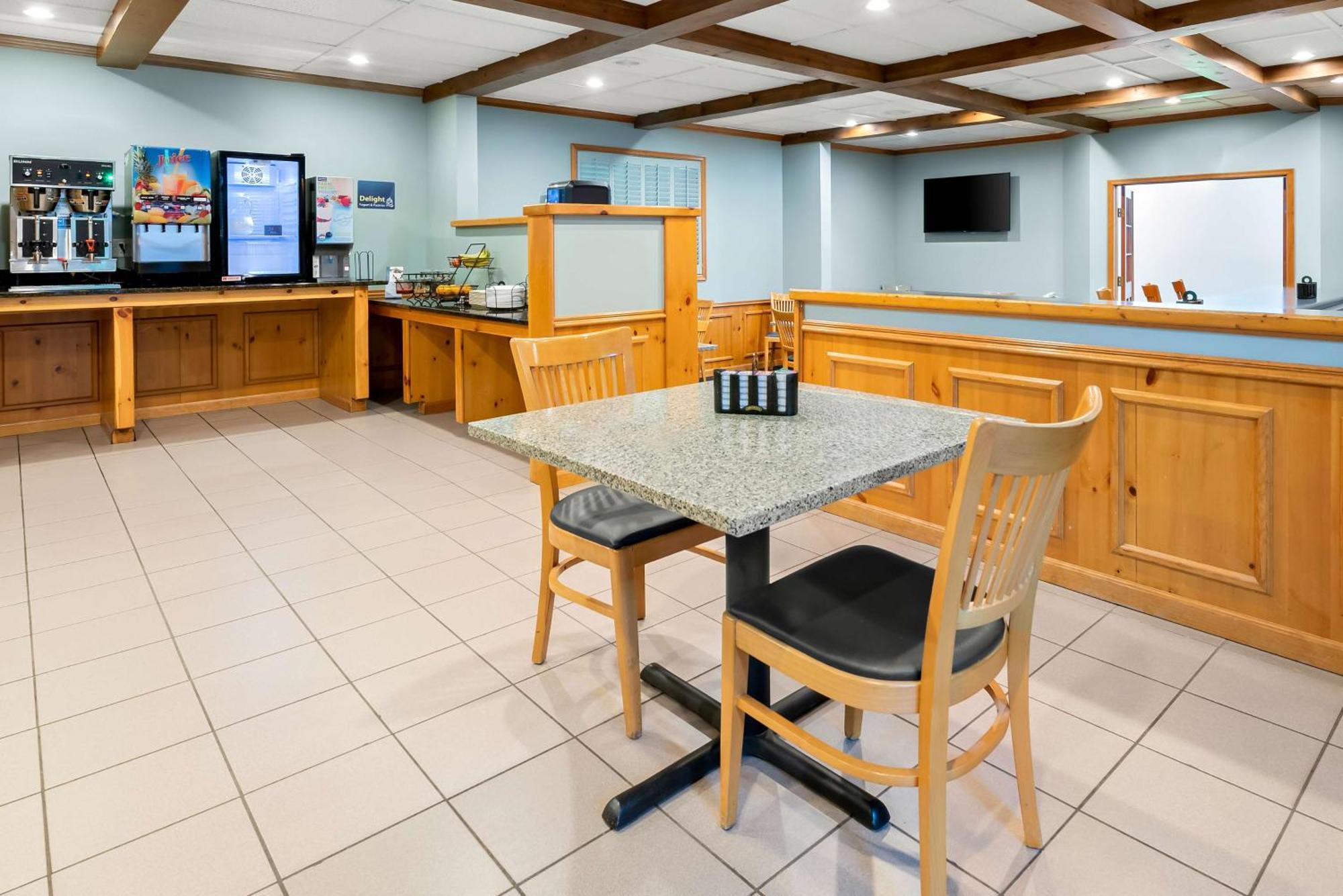 Best Western Inn Rice Lake Extérieur photo