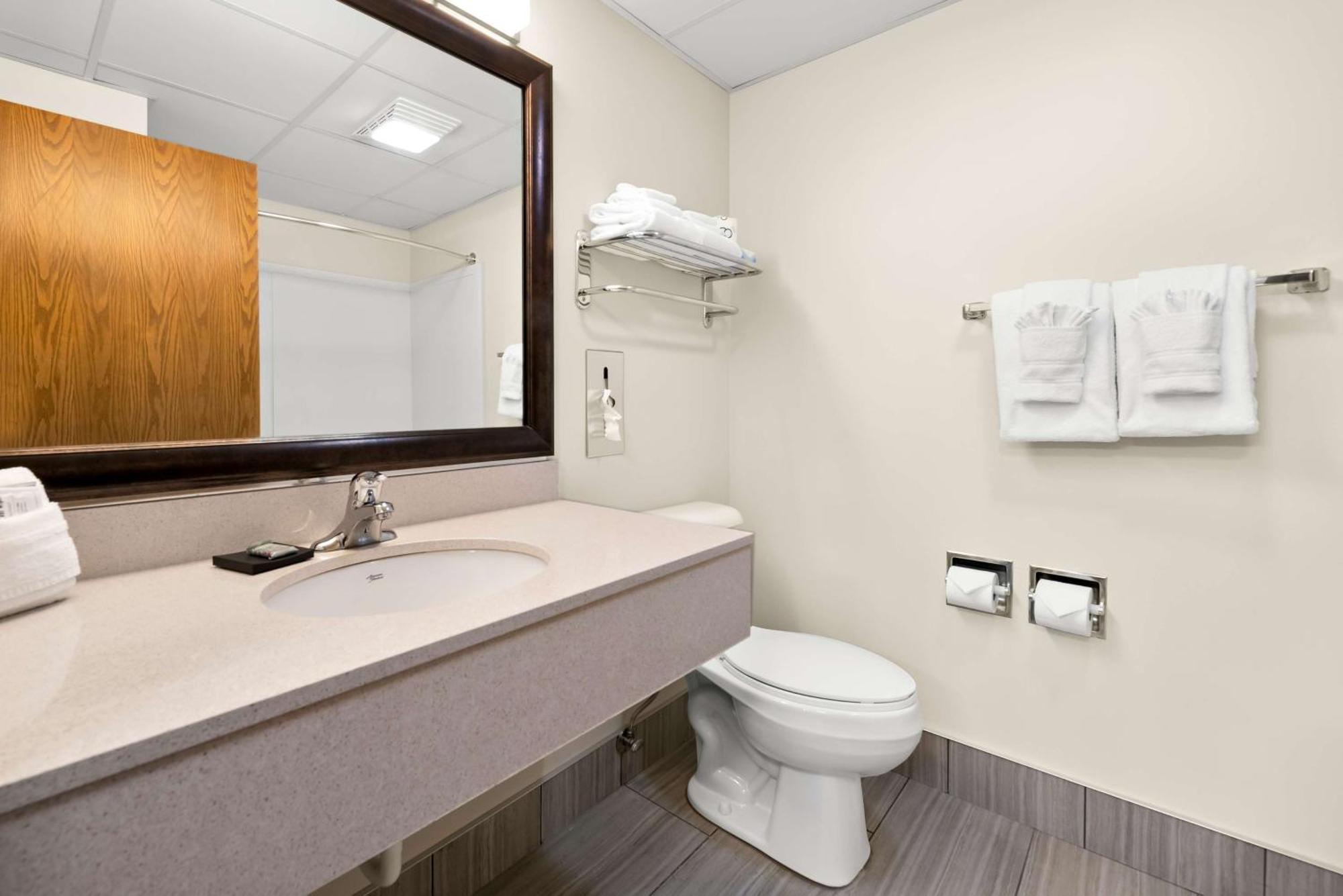 Best Western Inn Rice Lake Extérieur photo