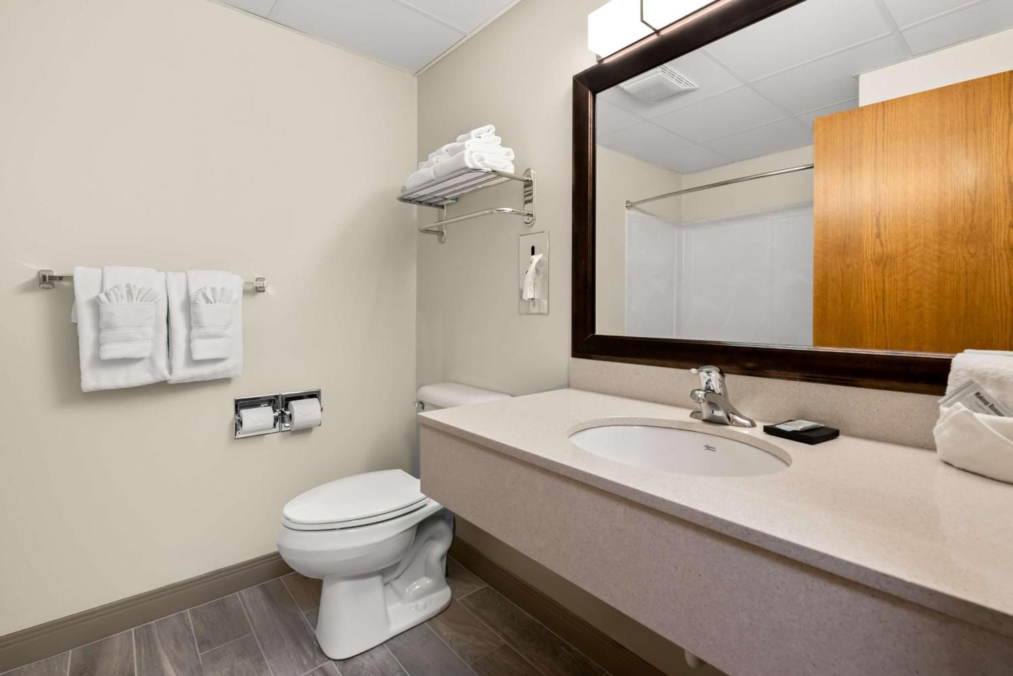 Best Western Inn Rice Lake Extérieur photo